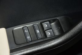 2015款斯柯达晶锐1.4L手动创行版