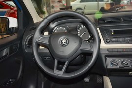 2015款斯柯达晶锐1.4L手动创行版