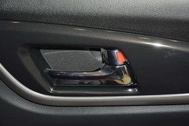 2015款本田凌派1.8L自动豪华版