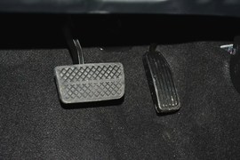 2015款本田凌派1.8L自动豪华版