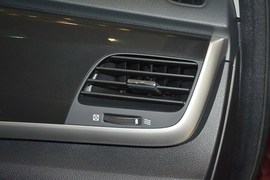 2015款本田凌派1.8L自动豪华版