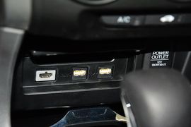 2015款本田凌派1.8L自动豪华版