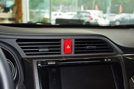 2015款本田凌派1.8L自动豪华版