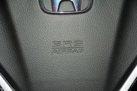 2015款本田凌派1.8L自动豪华版