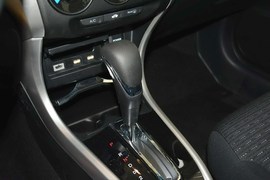 2015款本田凌派1.8L自动豪华版