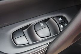 2016款日产逍客2.0L