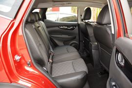 2016款日产逍客2.0L