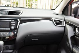 2016款日产逍客2.0L