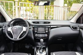 2016款日产逍客2.0L