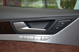 2014款奥迪A8L