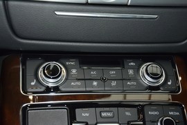2014款奥迪A8L