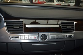2014款奥迪A8L