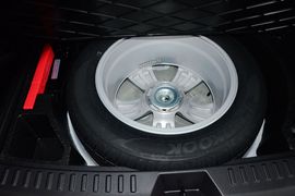 2016款奔腾X80
