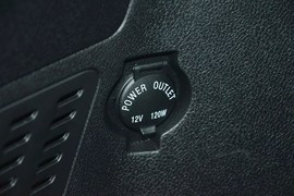 2016款奔腾X80