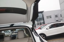 2015款日产楼兰混动2.5