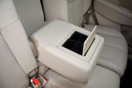 2015款日产楼兰混动2.5