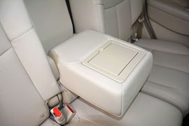 2015款日产楼兰混动2.5