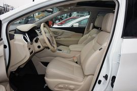 2015款日产楼兰混动2.5