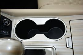 2015款日产楼兰混动2.5