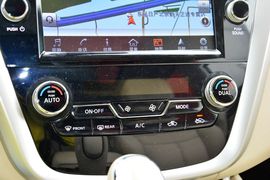 2015款日产楼兰混动2.5