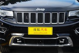 2016款Jeep大切诺基3.6L豪华导航版