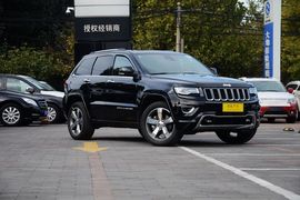2016款Jeep大切诺基3.6L豪华导航版