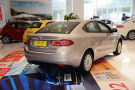 2015款菲亚特菲翔1.4T手动悦享版