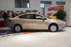 2015款菲亚特菲翔1.4T手动悦享版