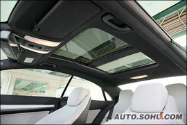 2010款奔驰E350试驾