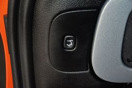 2014款Jeep自由光2.4L高性能版