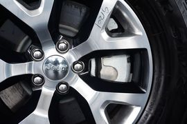 2014款Jeep自由光2.4L高性能版