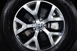 2014款Jeep自由光2.4L高性能版