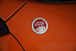 2014款Jeep自由光2.4L高性能版