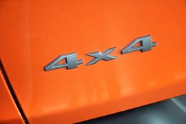 2014款Jeep自由光2.4L高性能版