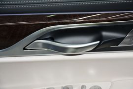 2016款宝马750Li