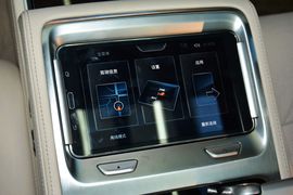 2016款宝马750Li