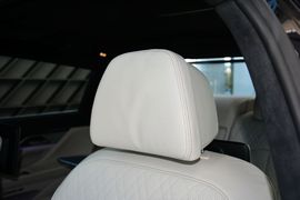2016款宝马750Li