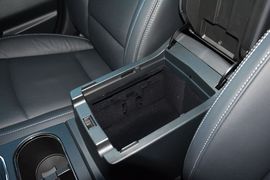 2016款斯巴鲁力狮2.5L全驱荣耀版