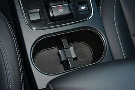 2016款斯巴鲁力狮2.5L全驱荣耀版