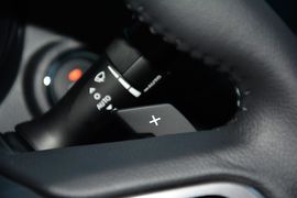 2016款斯巴鲁力狮2.5L全驱荣耀版