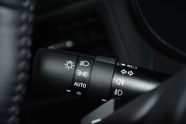 2016款斯巴鲁力狮2.5L全驱荣耀版