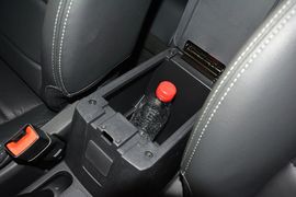 2015款Jeep自由客2.4L豪华导航版