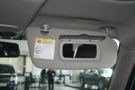 2015款Jeep自由客2.4L豪华导航版