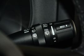 2015款Jeep自由客2.4L豪华导航版