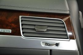 2014款奥迪A8L