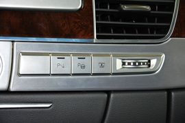 2014款奥迪A8L