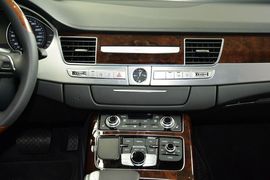 2014款奥迪A8L