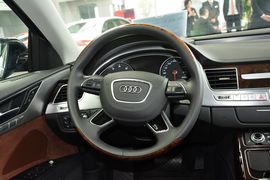 2014款奥迪A8L