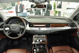 2014款奥迪A8L