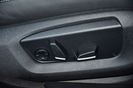 2014款宝马528Li豪华设计套装
